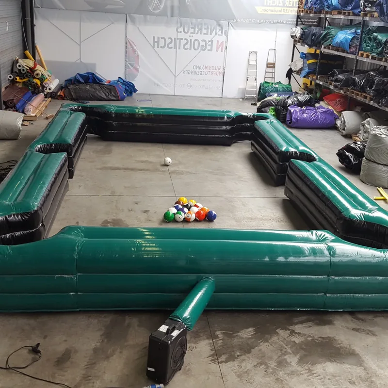 Billard foot gonflable vert
